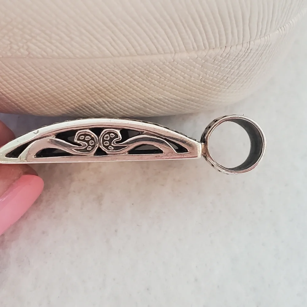 Silpada 925S Filagee Scroll Design  Pendant